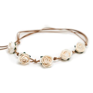 Wianek na rzemyku Roses - ECRU